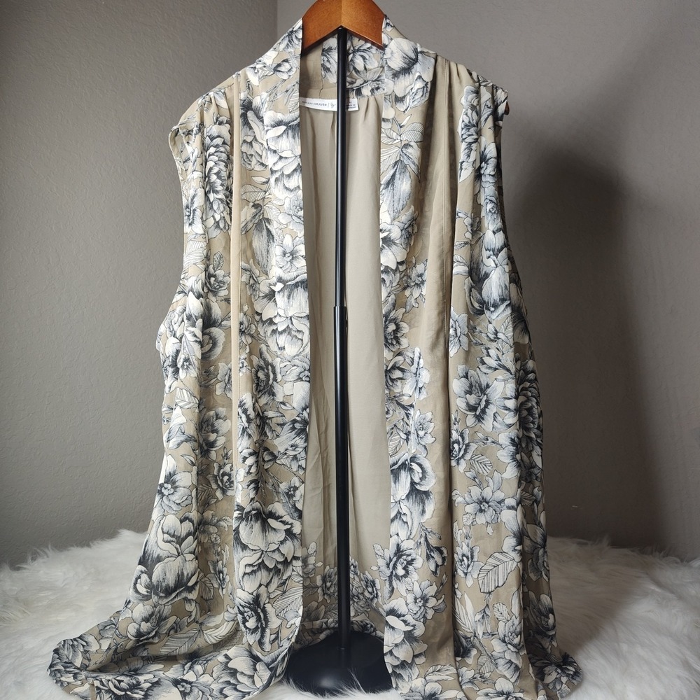 Susan Graver Vest Women 1X Tan Floral Open Front Sleeveless Cardigan Layering